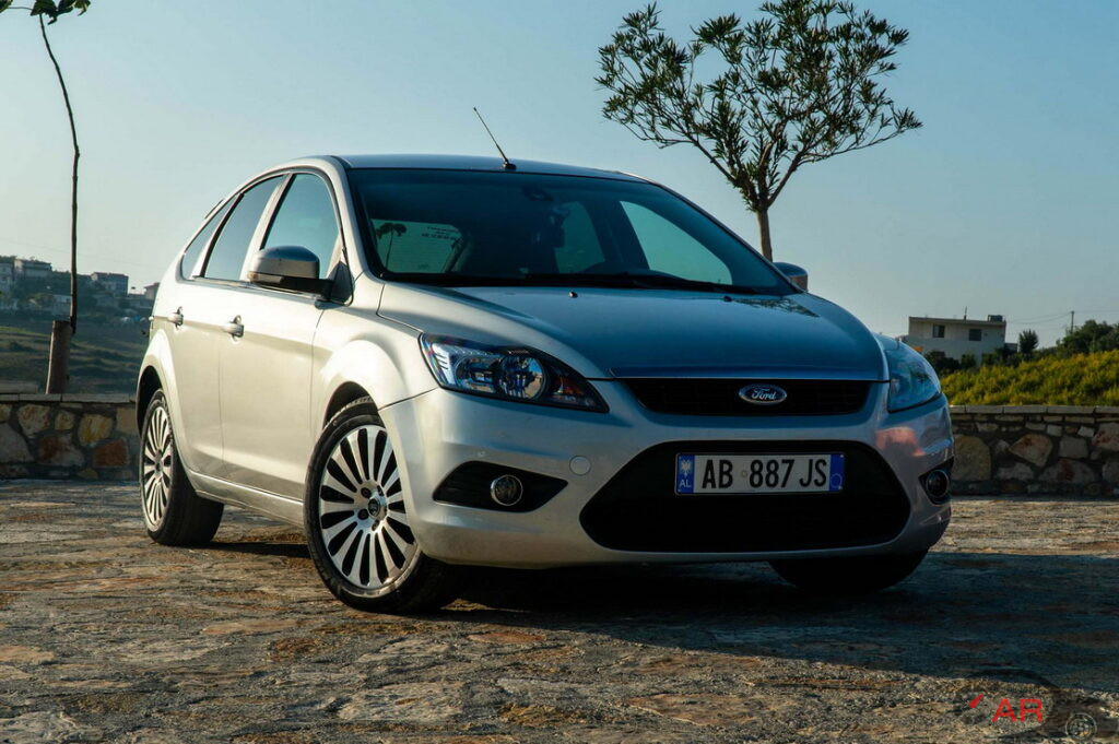 Rent a Car Ford Focus 2 Hatchback in Albania - Dominant Car